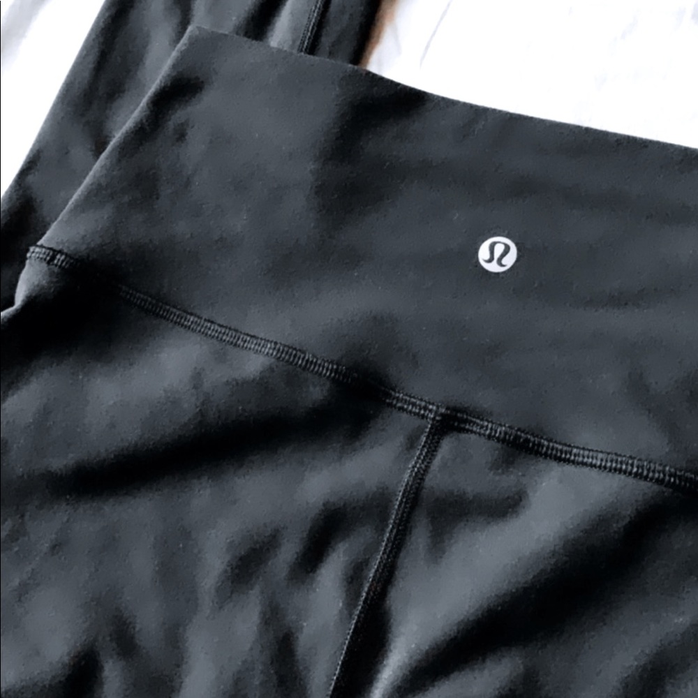 🚫SOLD▪️LULULEMON WUNDER UNDER LUON LEGGINGS
